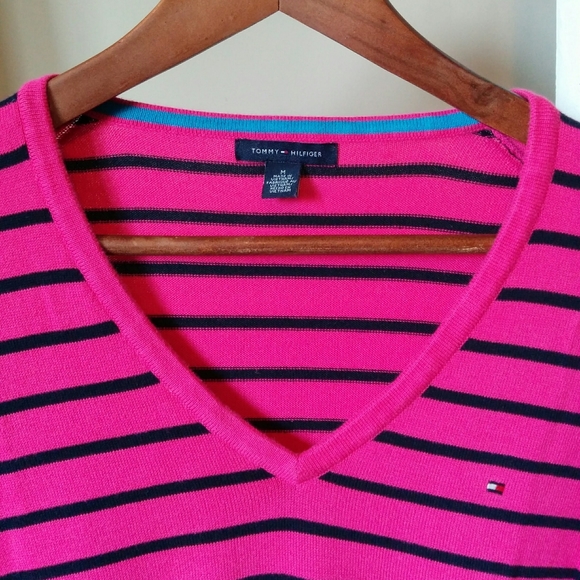 Tommy Hilfiger V-Neck Pink Sweater, Size M - Picture 2 of 7